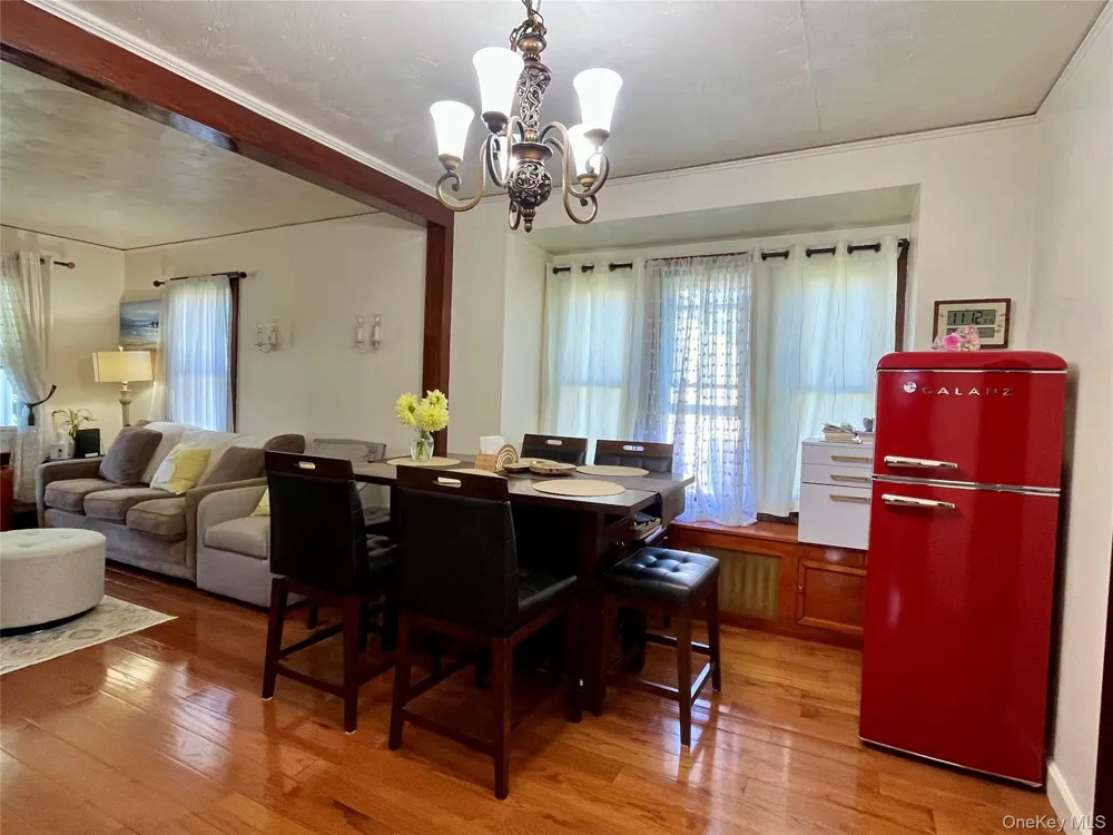 11 Rose Place Central Valley, NY 10917