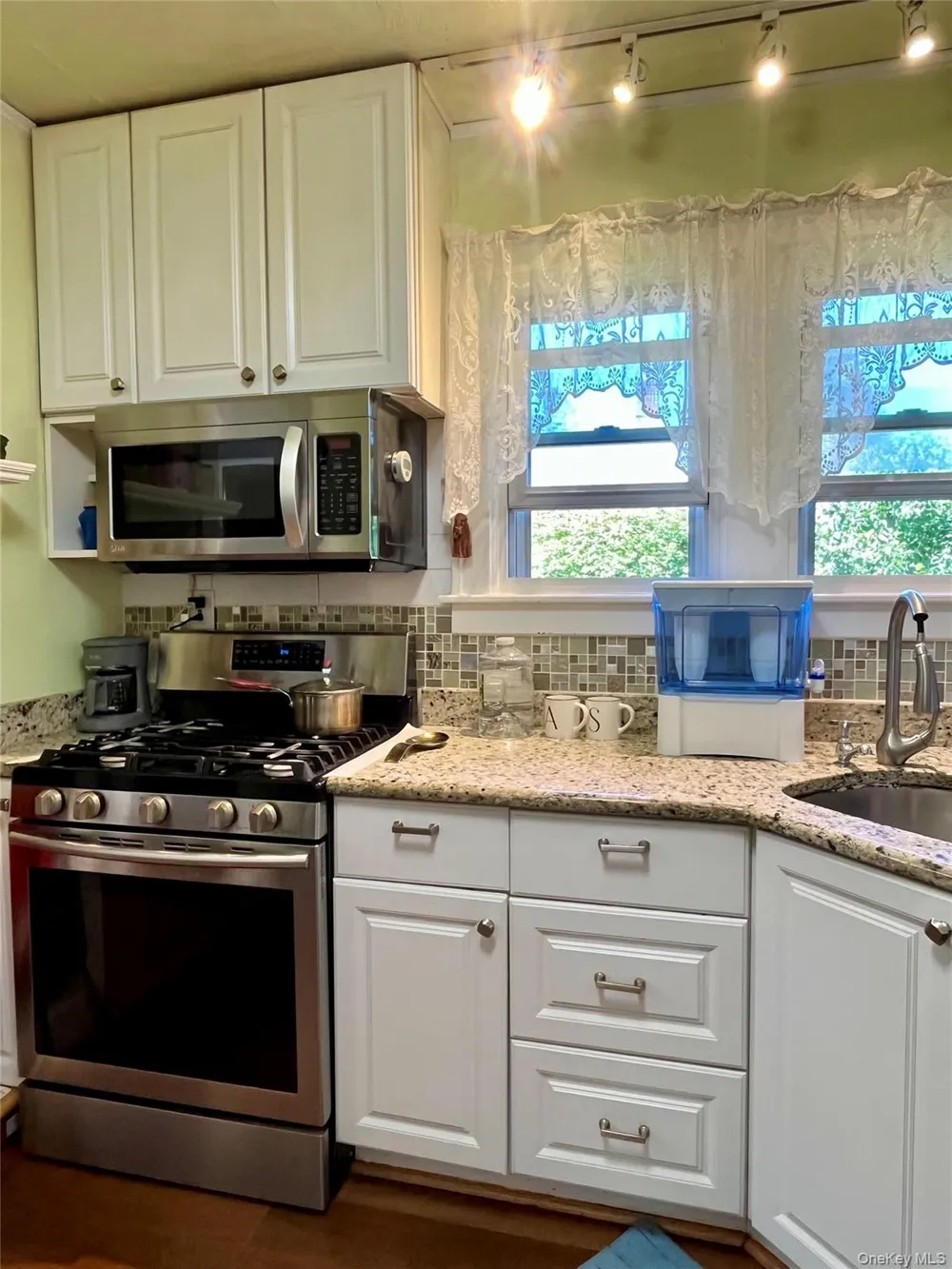 11 Rose Place Central Valley, NY 10917