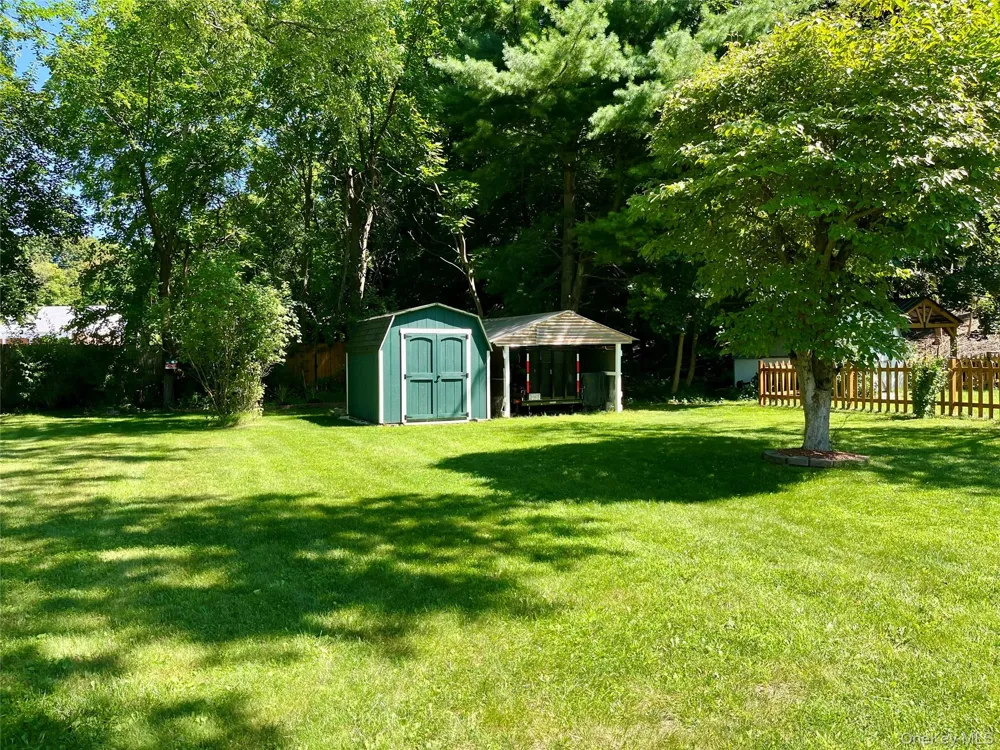 11 Rose Place Central Valley, NY 10917