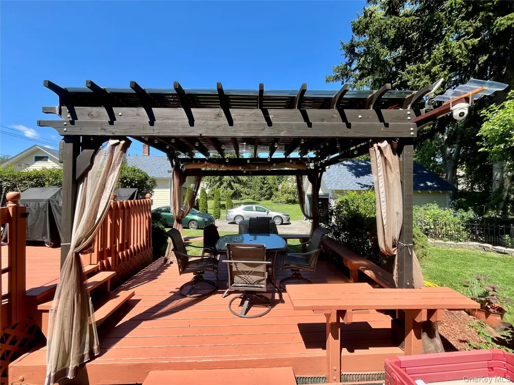 11 Rose Place Central Valley, NY 10917