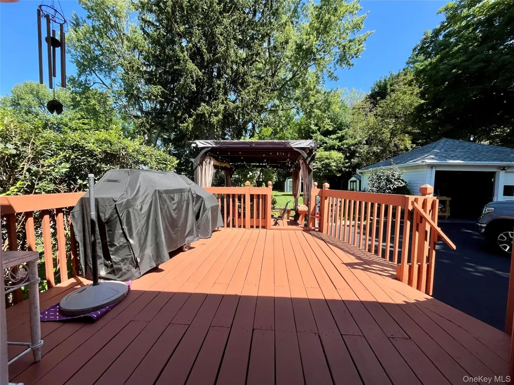 11 Rose Place Central Valley, NY 10917