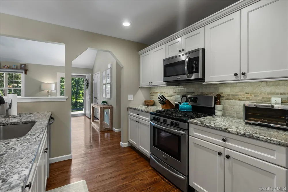 64 Guinea Hill Road New Hampton, NY 10958