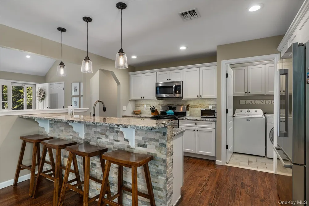 64 Guinea Hill Road New Hampton, NY 10958