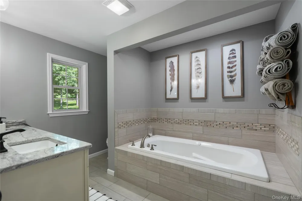 64 Guinea Hill Road New Hampton, NY 10958
