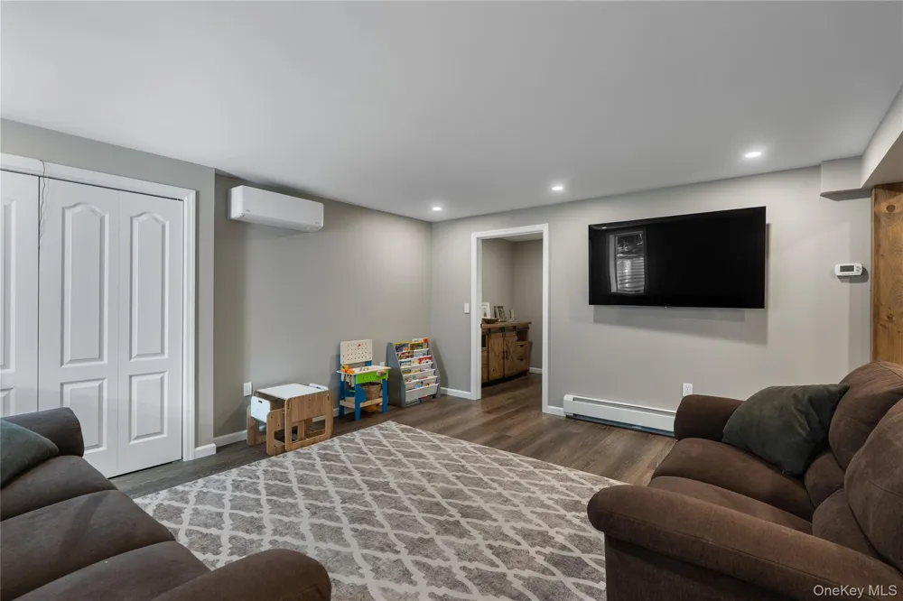 64 Guinea Hill Road New Hampton, NY 10958