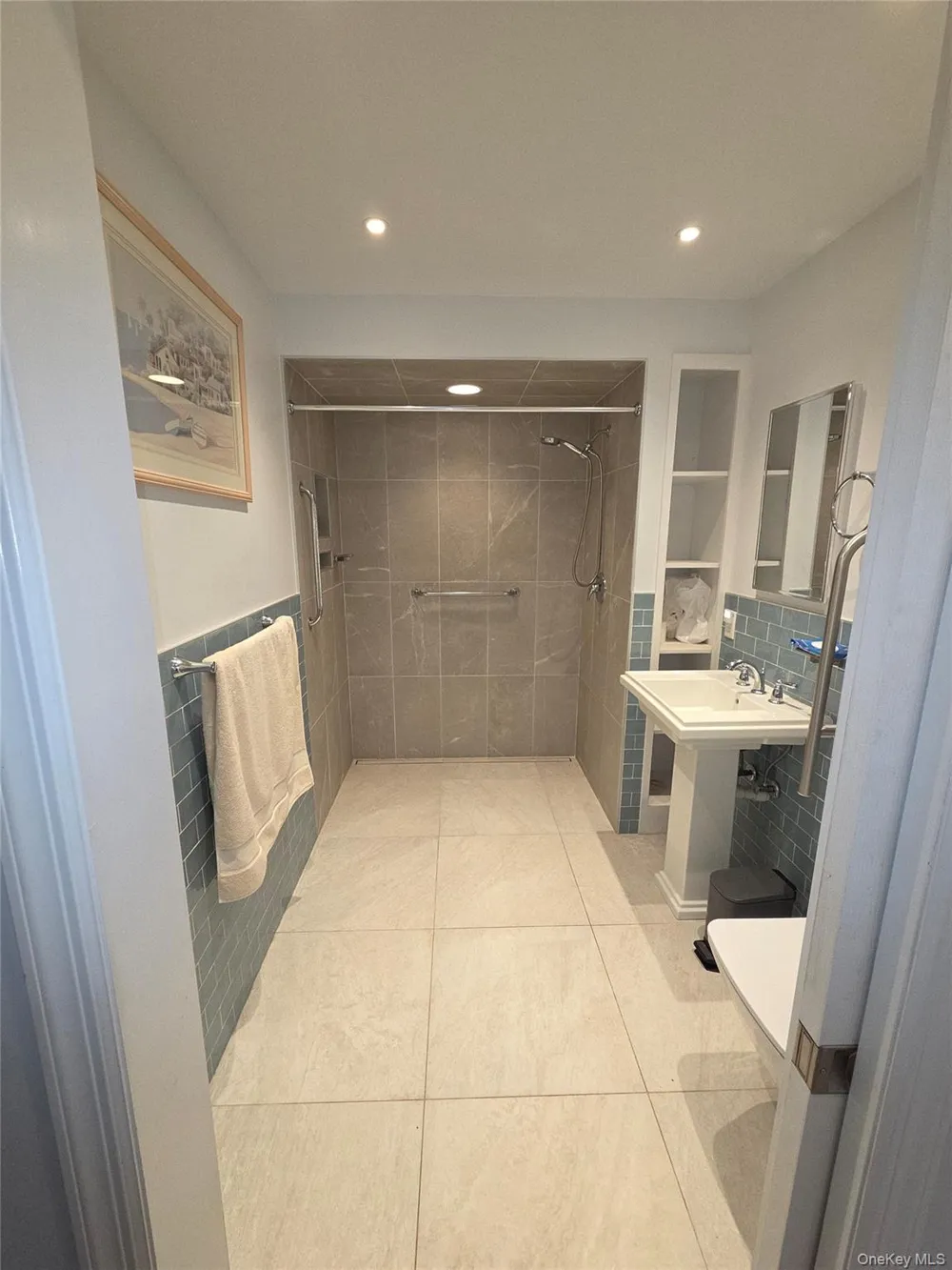 20 Daisy Lane Levittown, NY 11756
