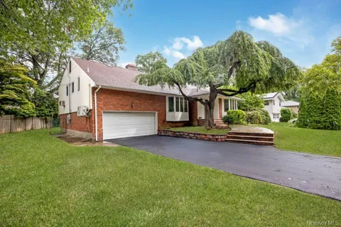 6 Village Drive