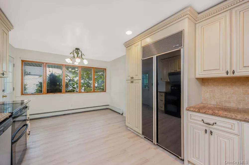 6 Village Drive Jericho, NY 11753