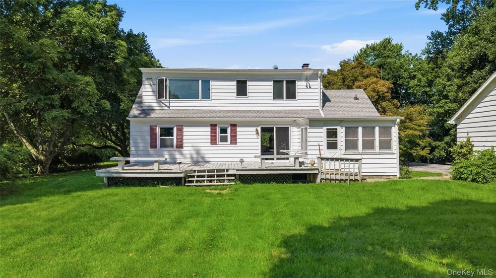278 Lafayette Avenue Cortlandt Manor, NY 10567