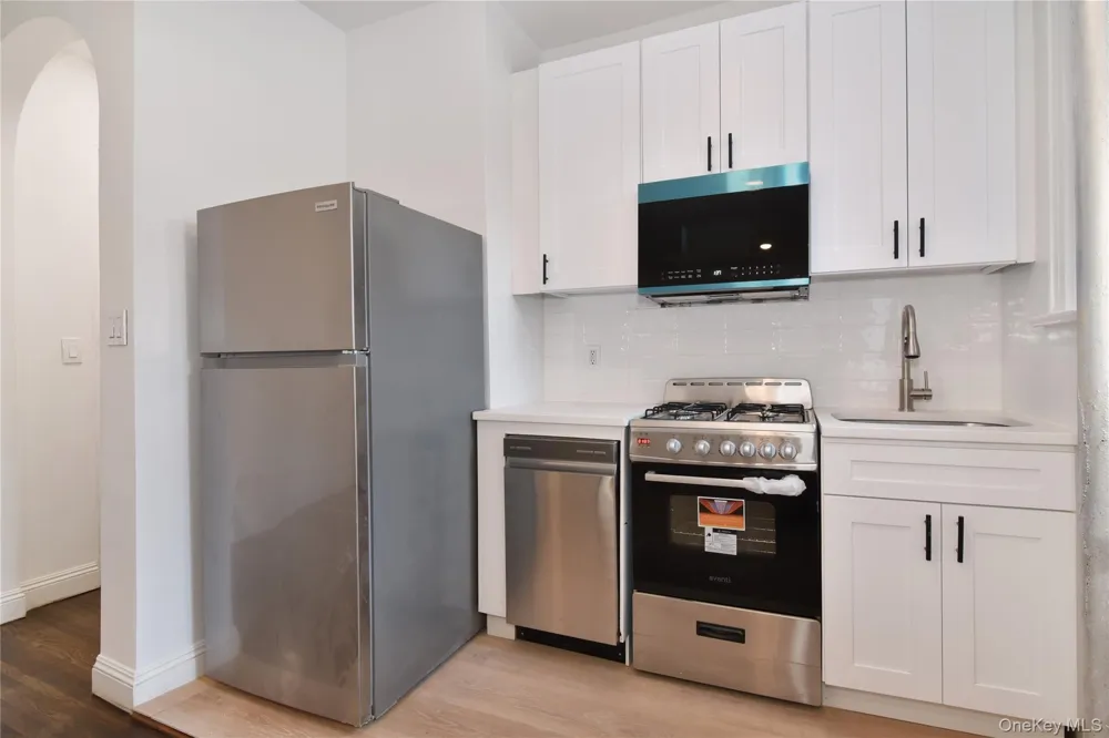 590 E 3rd Street #1M Mount Vernon, NY 10553