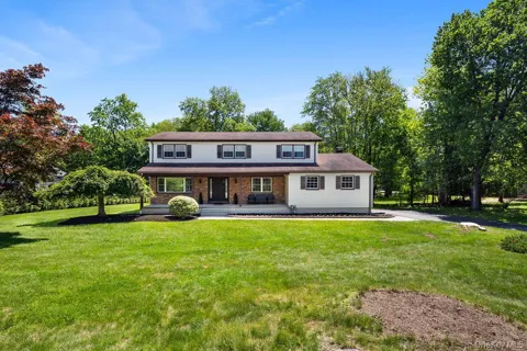 106 S Airmont Road