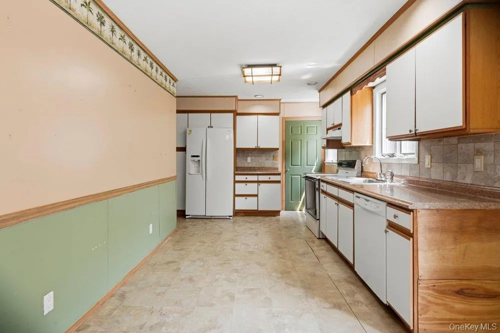 271 Wilson Boulevard Islip, NY 11751