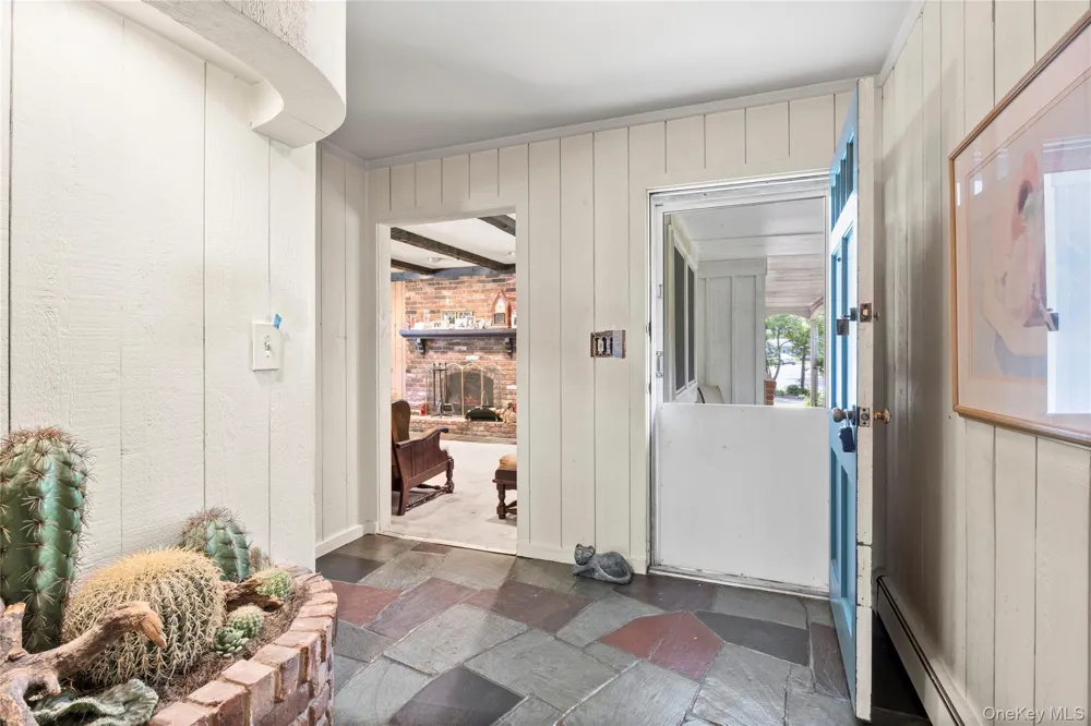 1 Briar Court Rocky Point, NY 11778