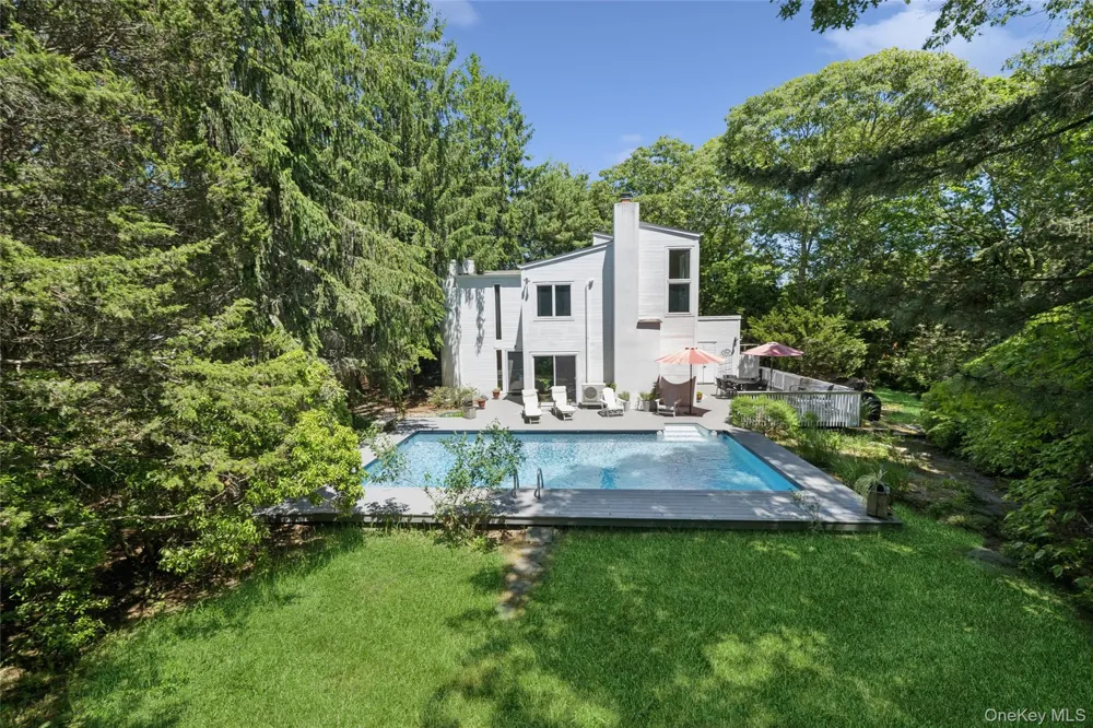640 Hands Creek Road East Hampton, NY 11937