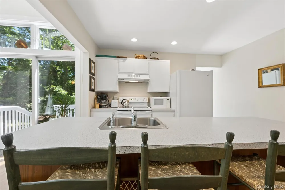 640 Hands Creek Road East Hampton, NY 11937