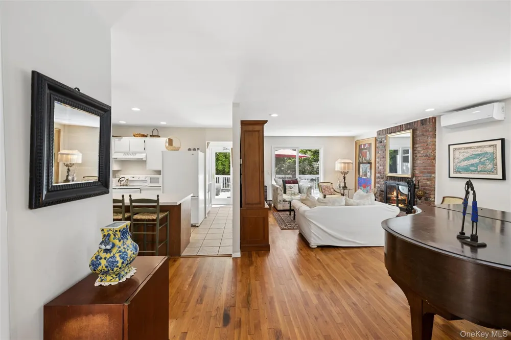 640 Hands Creek Road East Hampton, NY 11937