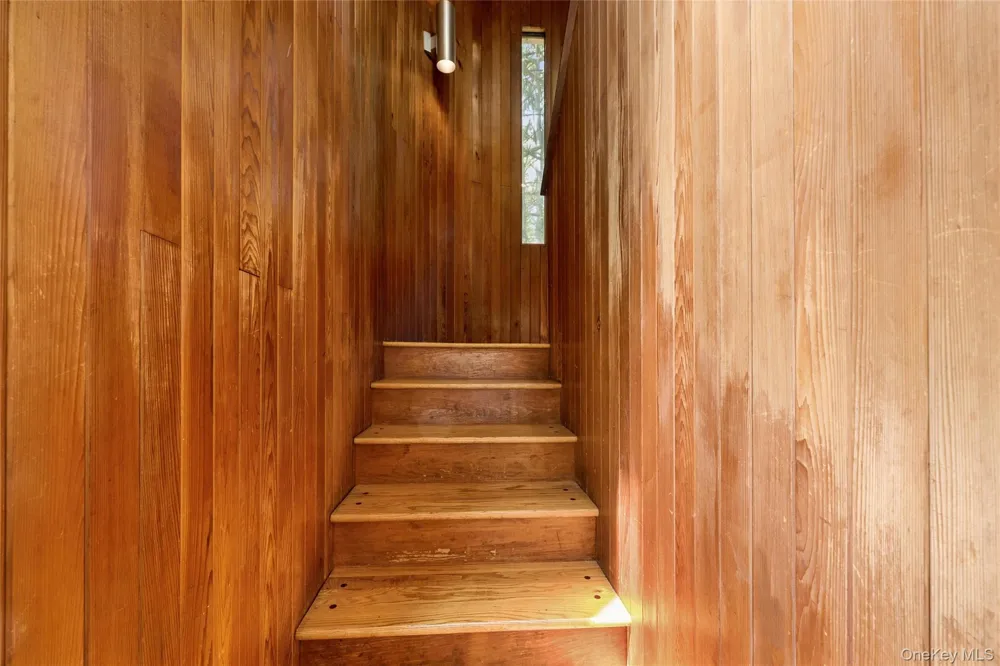 640 Hands Creek Road East Hampton, NY 11937