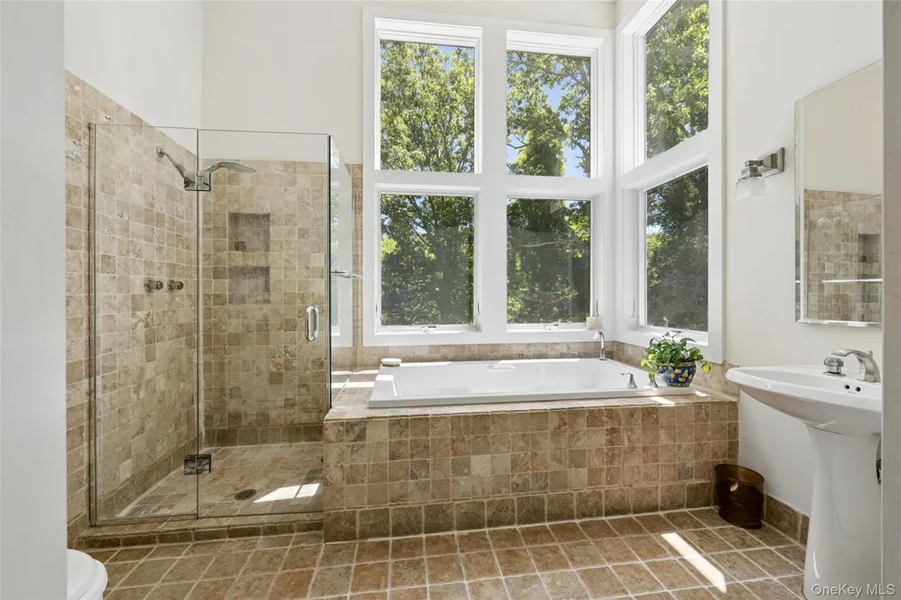 640 Hands Creek Road East Hampton, NY 11937