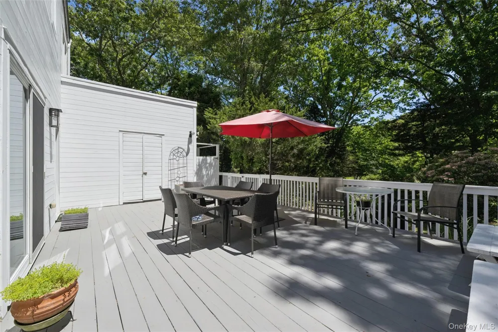 640 Hands Creek Road East Hampton, NY 11937
