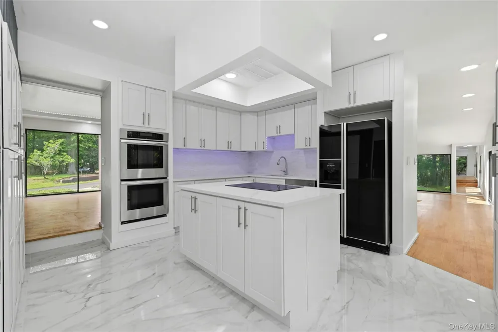 12 Lost Meadow Port Jefferson, NY 11777