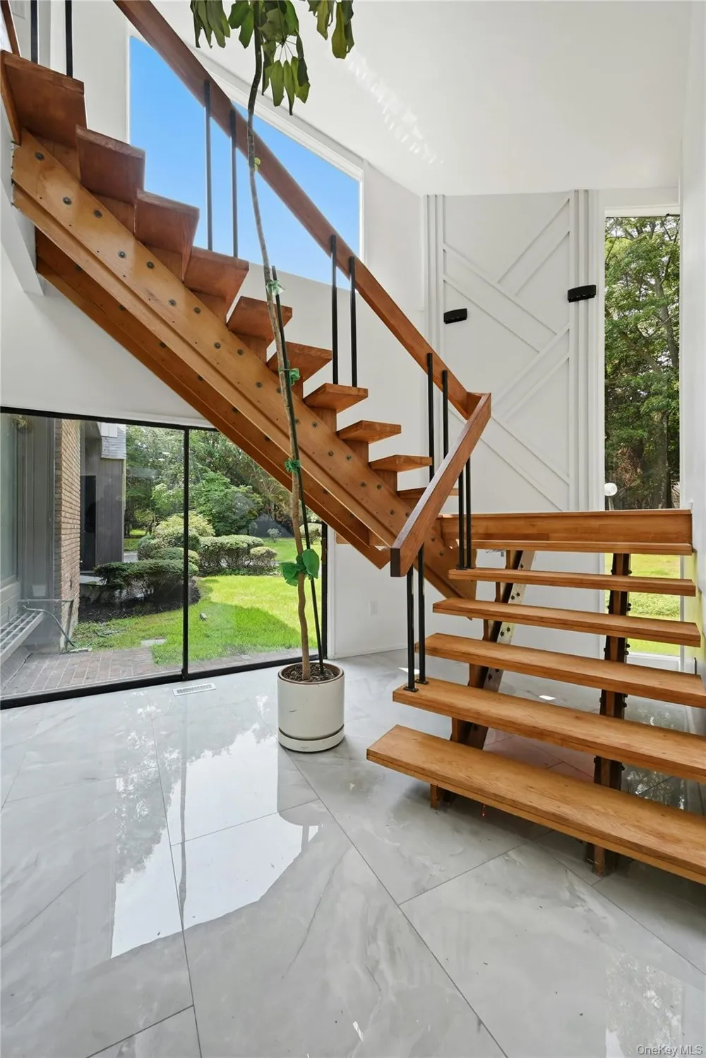 12 Lost Meadow Port Jefferson, NY 11777