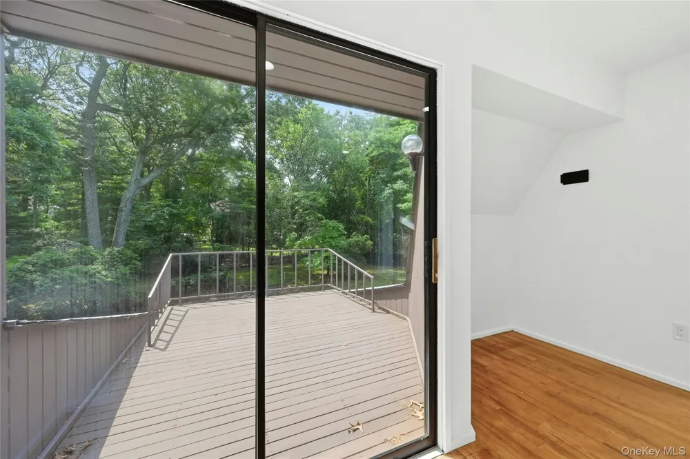 12 Lost Meadow Port Jefferson, NY 11777
