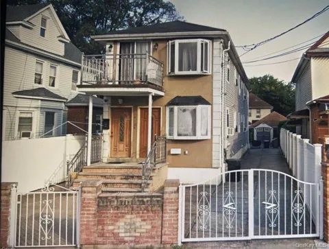 145-24 Lakewood Ave