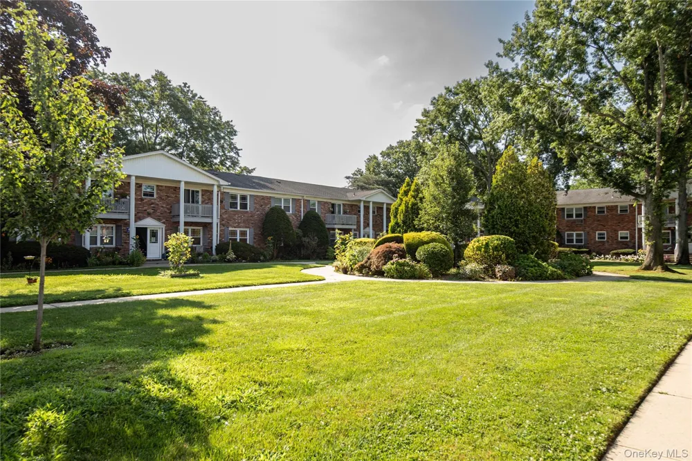 51 Fairharbor Drive #51 Patchogue, NY 11772