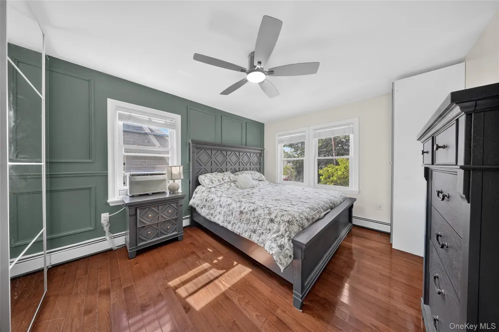 224-20 92nd Avenue Queens Village, NY 11428