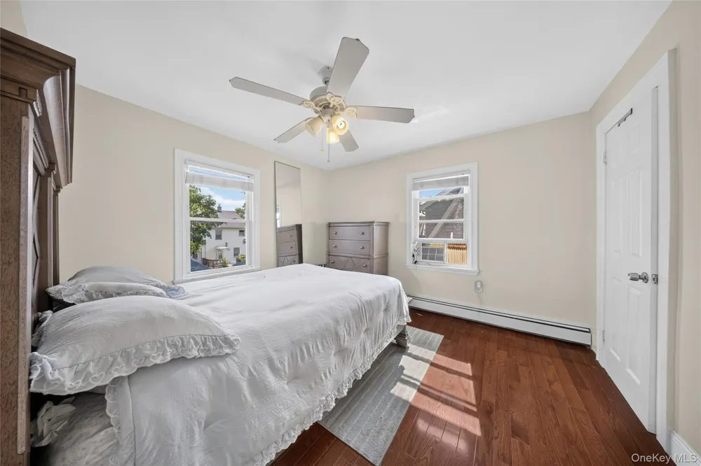 224-20 92nd Avenue Queens Village, NY 11428