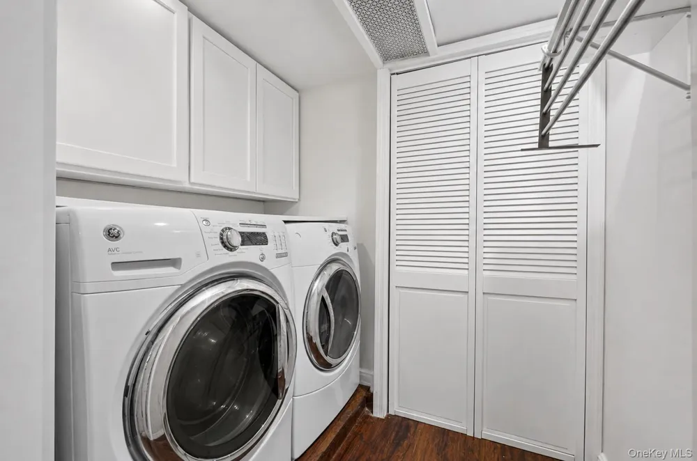 224-20 92nd Avenue Queens Village, NY 11428