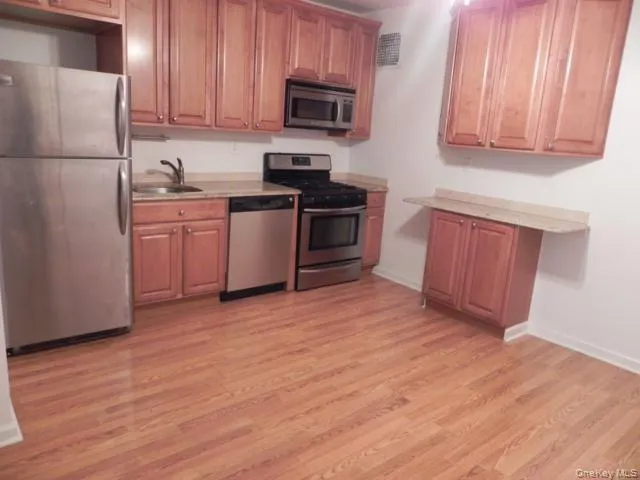 15 Clent Road #3C Great Neck, NY 11021