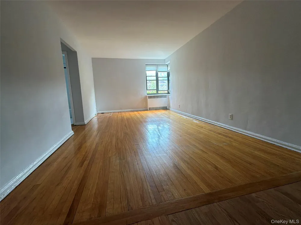15 Clent Road #3C Great Neck, NY 11021