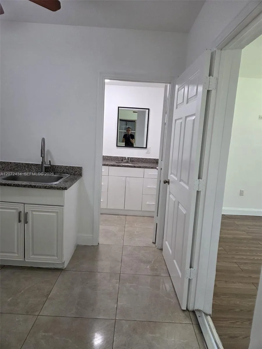 4381 Purdy Ln #2 Palm Springs, FL 33406