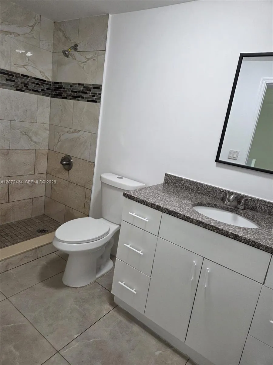 4381 Purdy Ln #2 Palm Springs, FL 33406