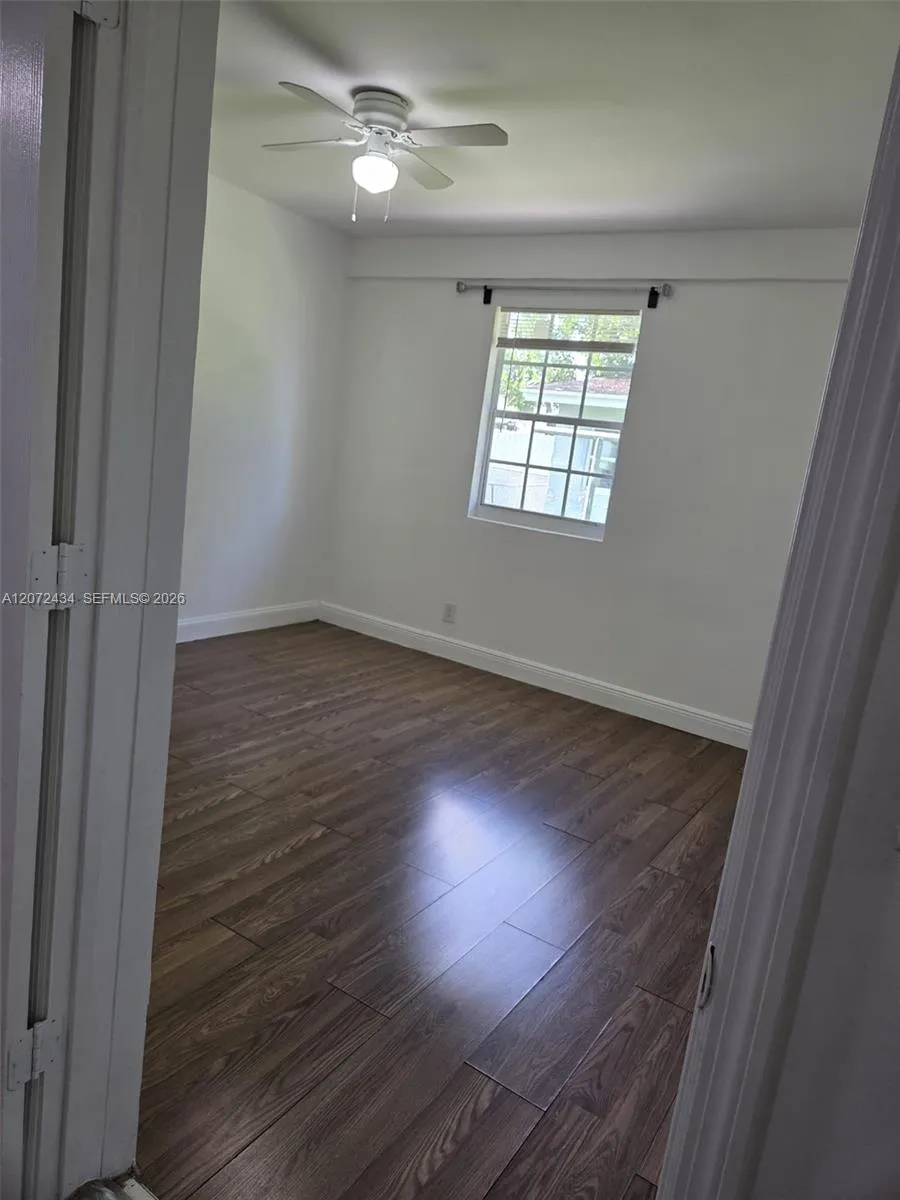 4381 Purdy Ln #2 Palm Springs, FL 33406
