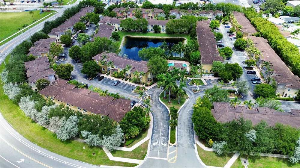 2851 W Prospect Rd #704 Tamarac, FL 33309