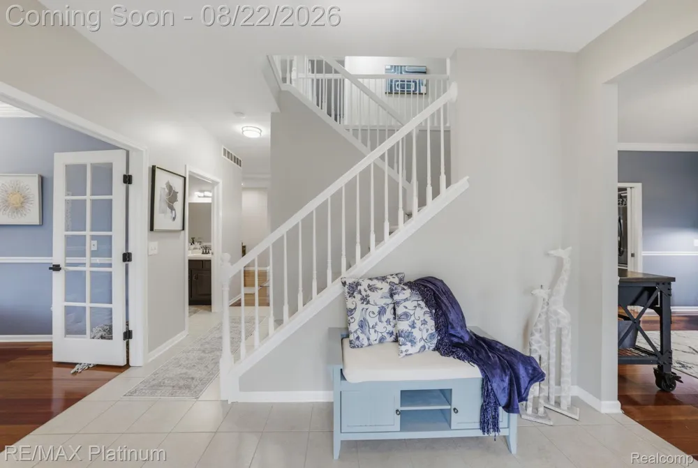 8927 Lantree Drive Hartland Township, MI 48855