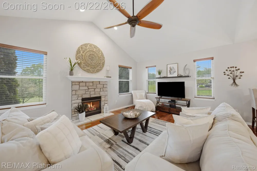 8927 Lantree Drive Hartland Township, MI 48855