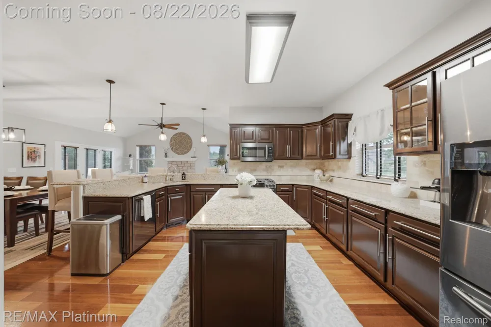 8927 Lantree Drive Hartland Township, MI 48855