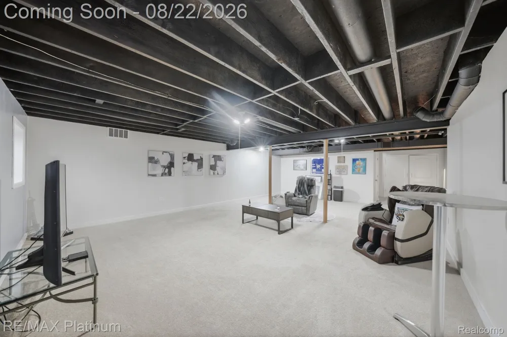 8927 Lantree Drive Hartland Township, MI 48855