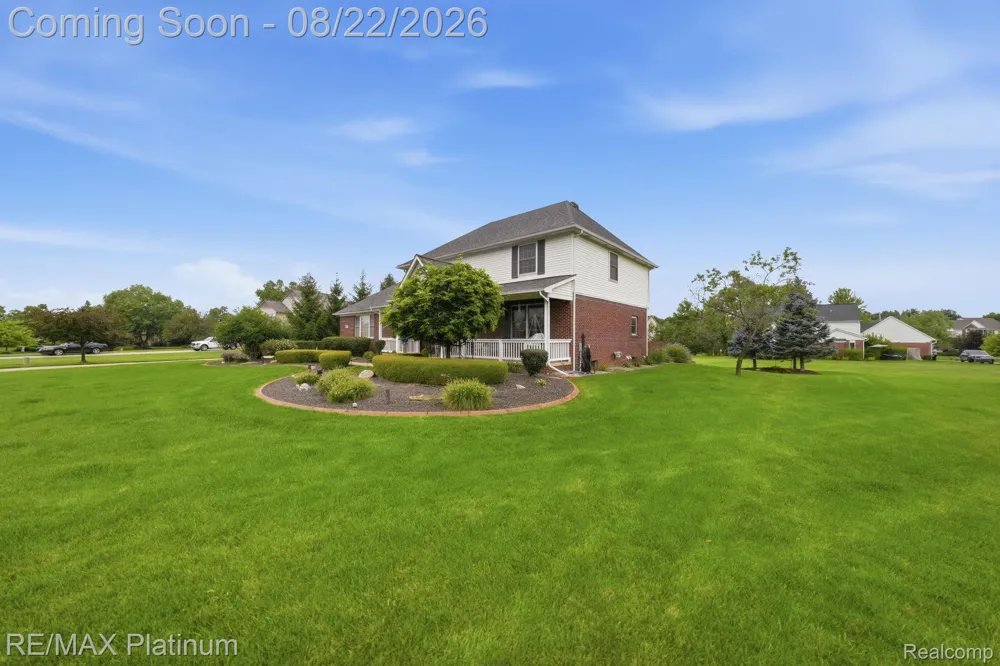 8927 Lantree Drive Hartland Township, MI 48855