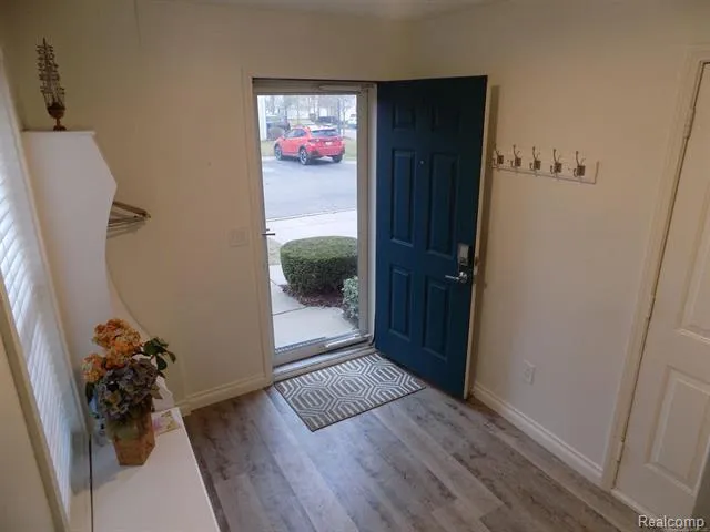 36225 Dominion Circle Sterling Heights City, MI 48310