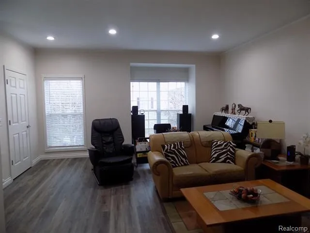 36225 Dominion Circle Sterling Heights City, MI 48310