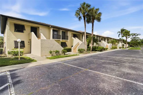 4620 LONGWATER #85
