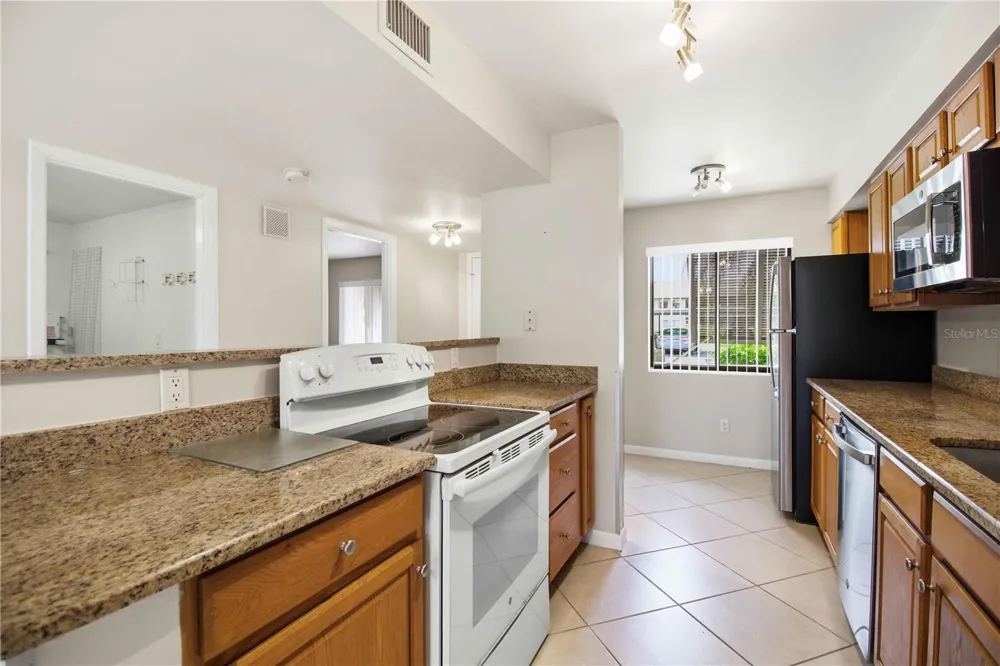 4620 LONGWATER #85 Sarasota, FL 34235
