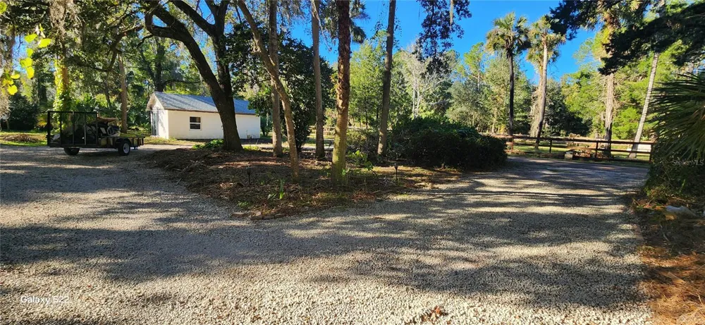680 E BLACK POINT ROAD Bunnell, FL 32110