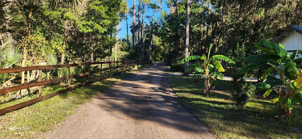 680 E BLACK POINT ROAD Bunnell, FL 32110