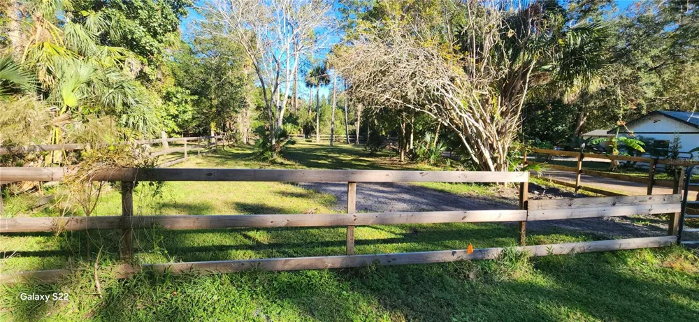 680 E BLACK POINT ROAD Bunnell, FL 32110