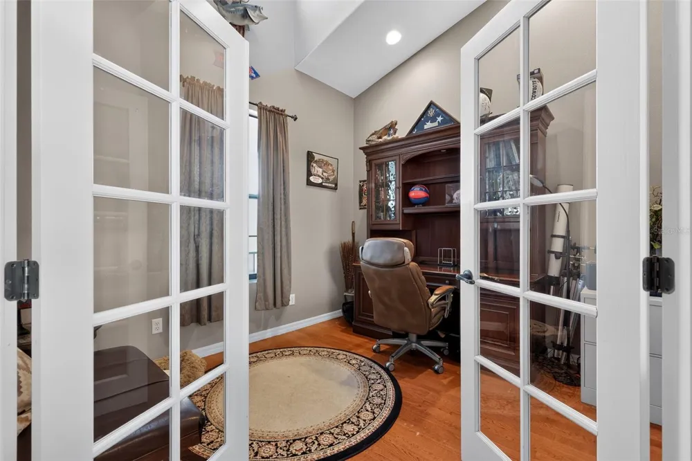 4027 C 470 Lake Panasoffkee, FL 33538